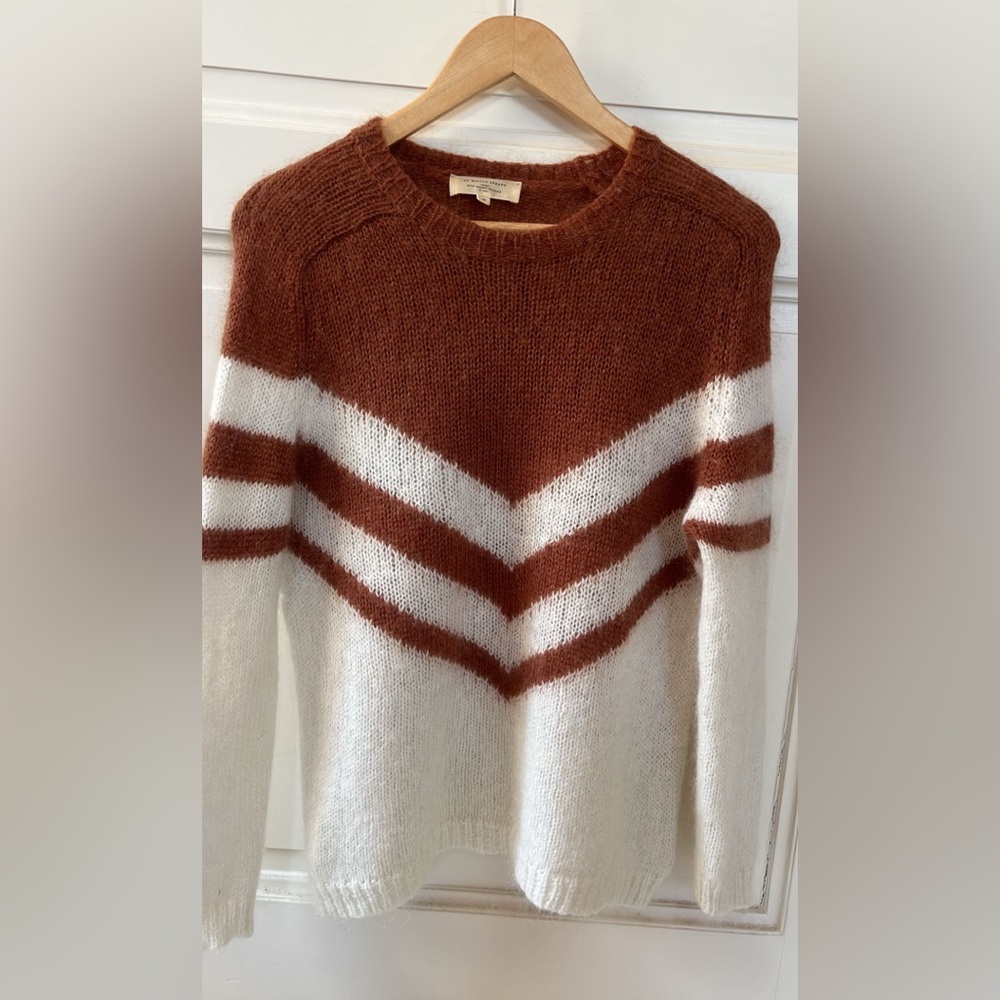Women's Brown and White Sweater sezane size medium